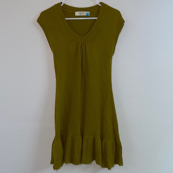 Sparrow Sweater Dress. Good, pre-loved condition (some piling around hem). - Picture 2 of 5